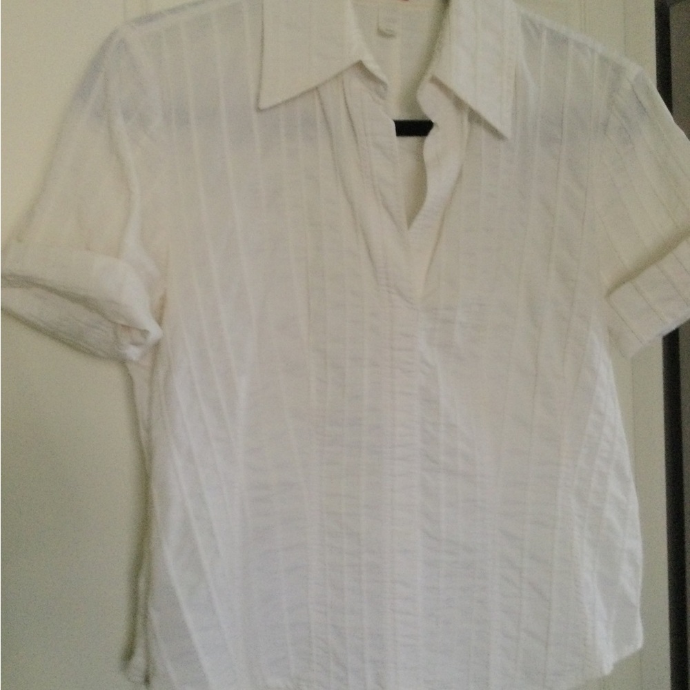 White Fitted Button Down Blouse with Notched Collar